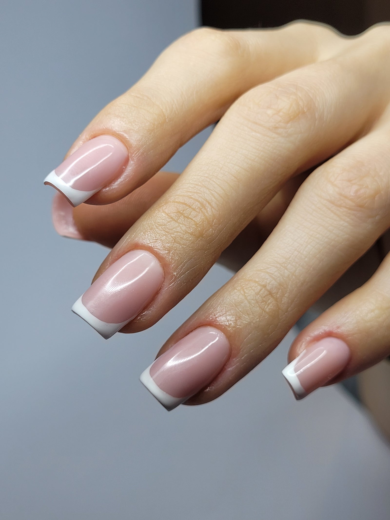 Vierkante French-nagels met witte punt